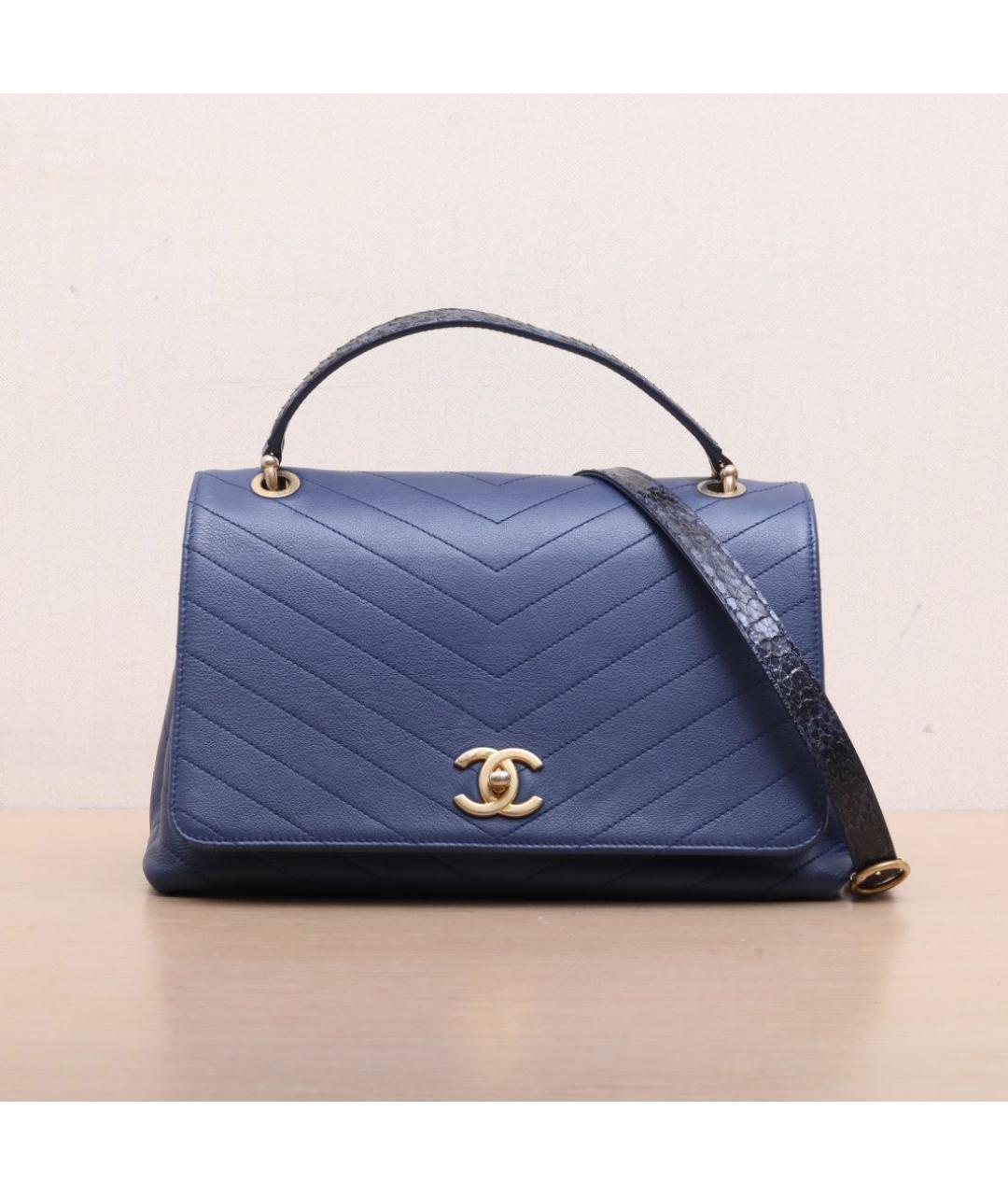 CHANEL Синяя кожаная сумка через плечо, фото 3