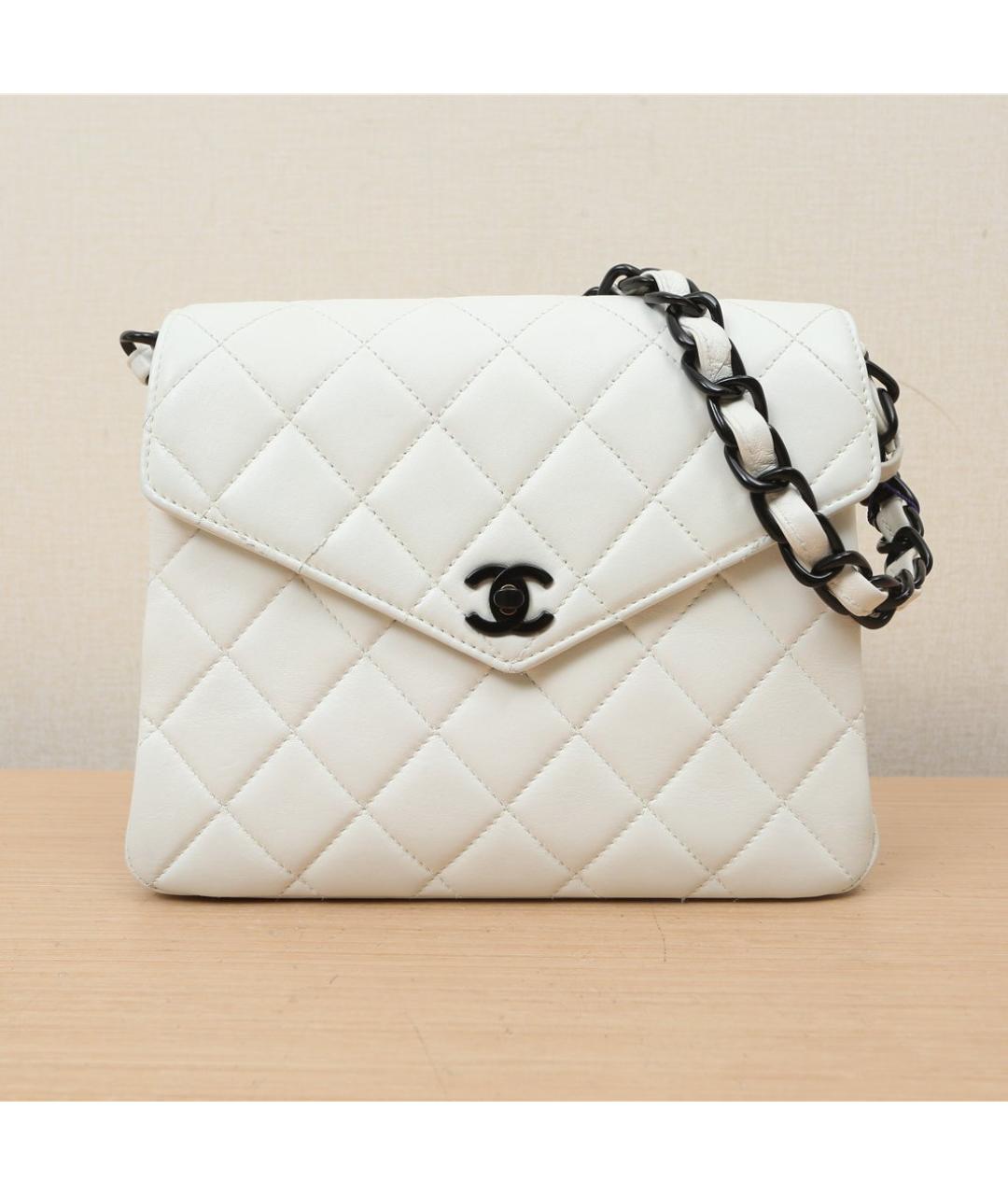CHANEL Белая кожаная сумка через плечо, фото 2