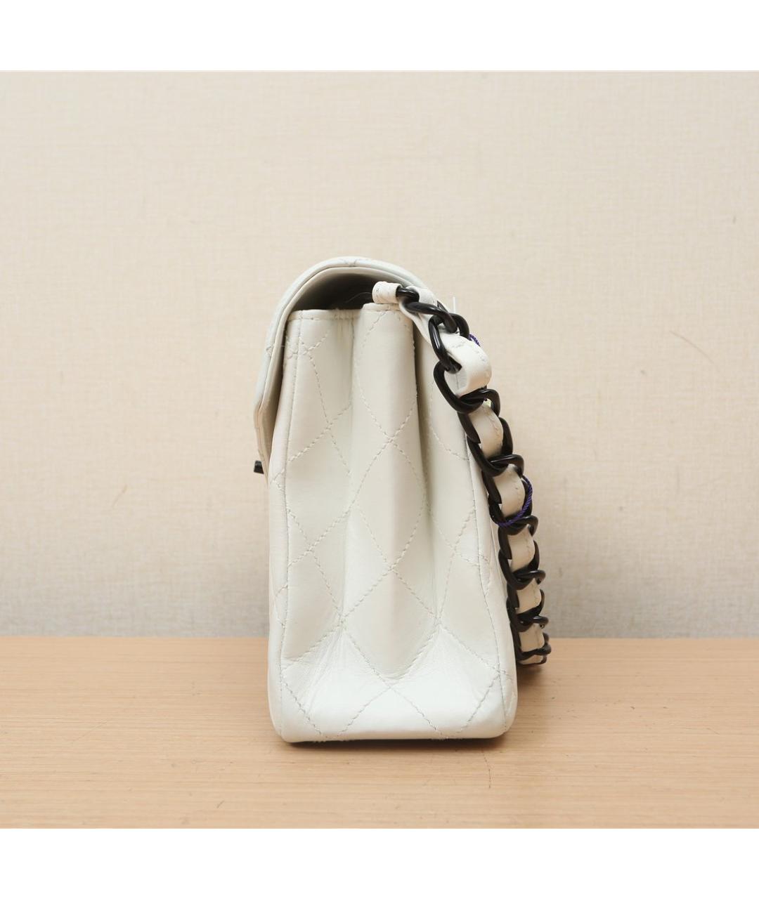 CHANEL Белая кожаная сумка через плечо, фото 4