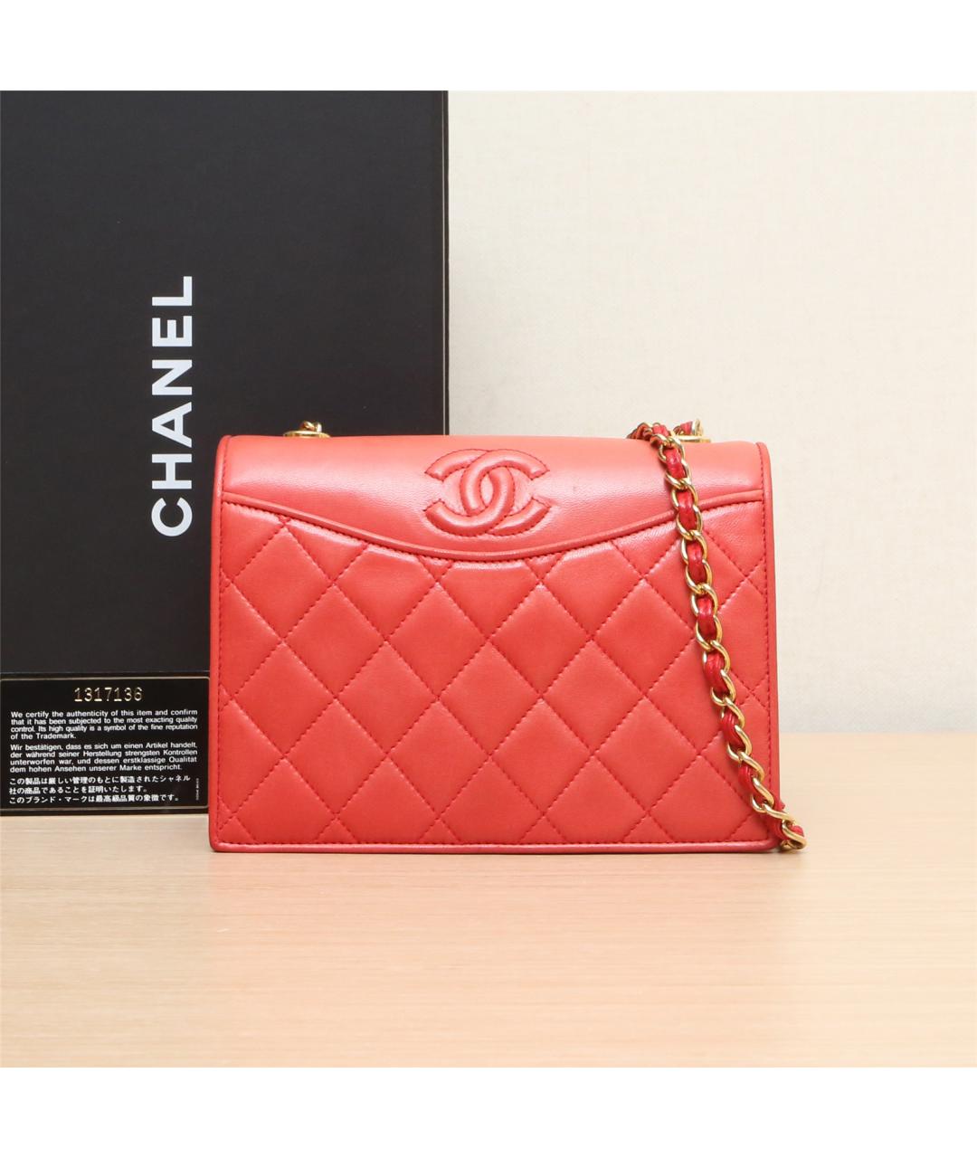 CHANEL Красная кожаная сумка через плечо, фото 2