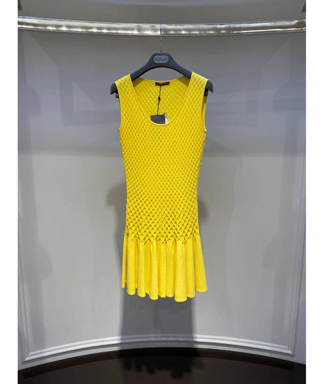 ALEXANDER MCQUEEN Желтое вискозное повседневное платье, фото 4