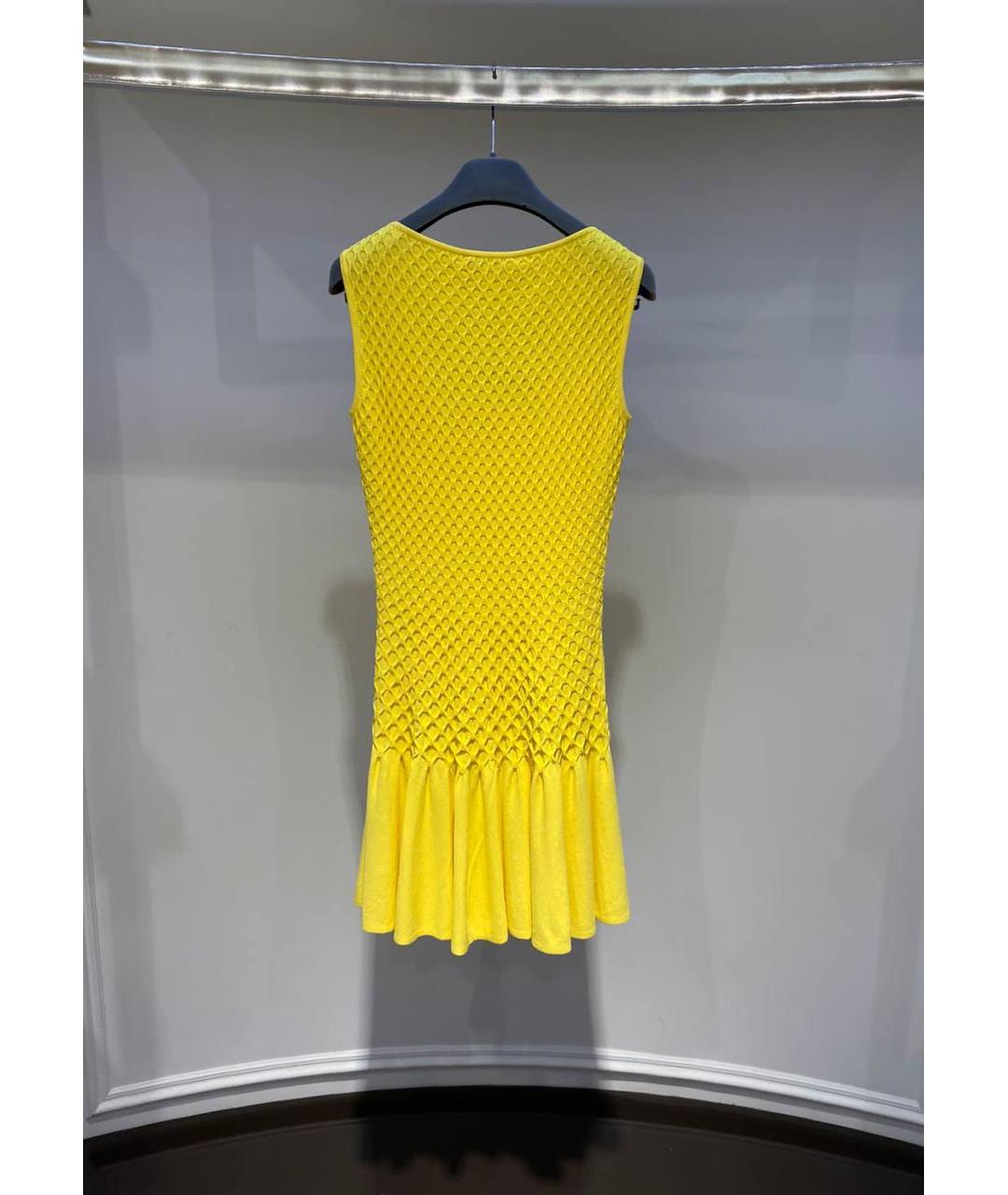ALEXANDER MCQUEEN Желтое вискозное повседневное платье, фото 3