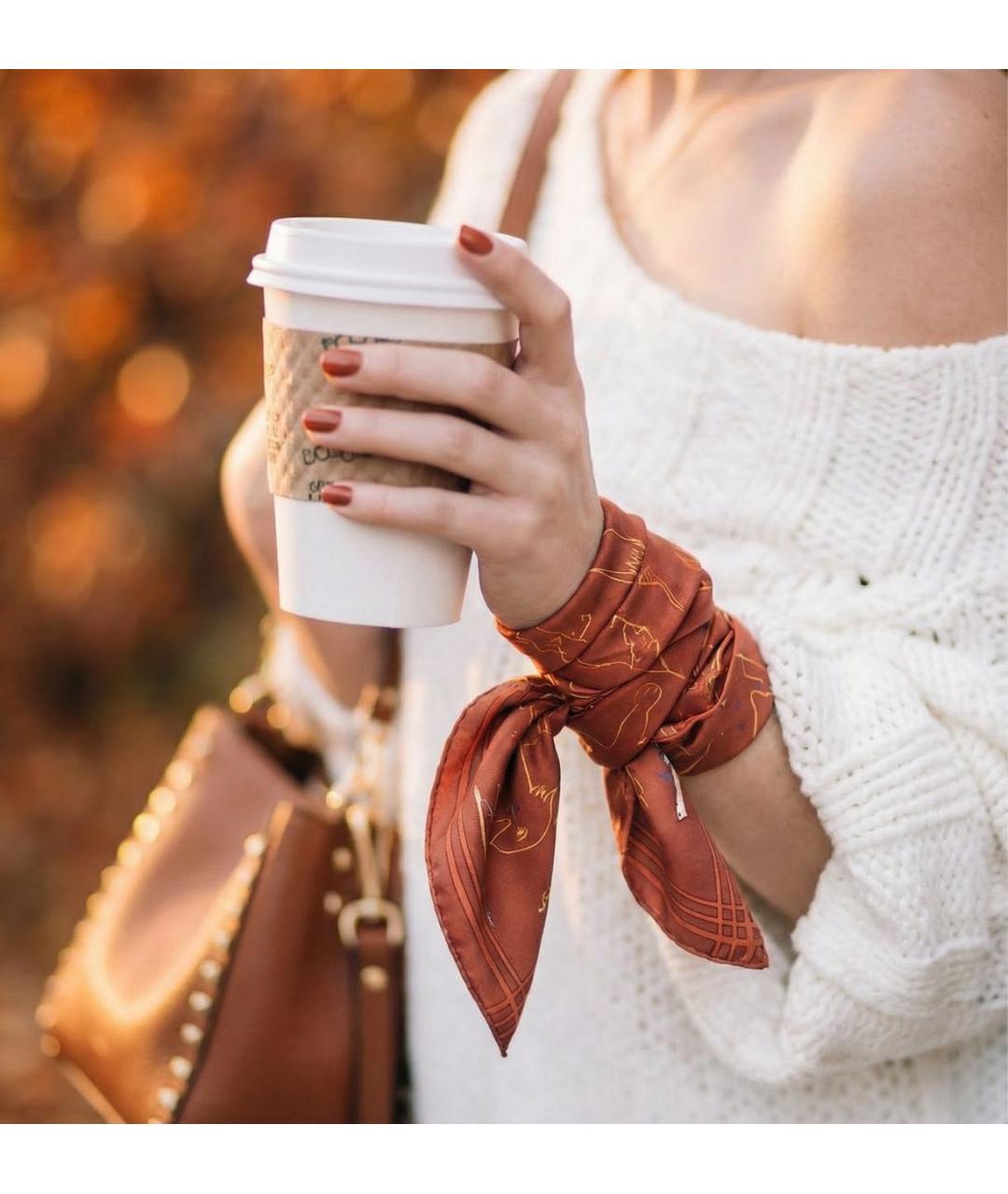 HERMES Оранжевый шелковый платок, фото 7