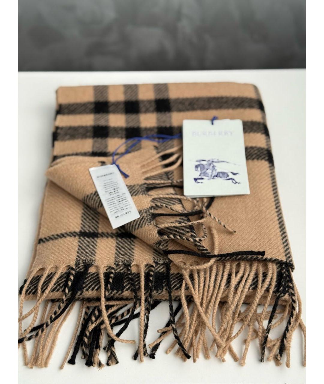 BURBERRY Бежевый шерстяной шарф, фото 2