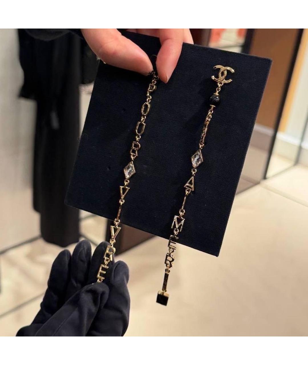 CHANEL Золотые металлические серьги, фото 4