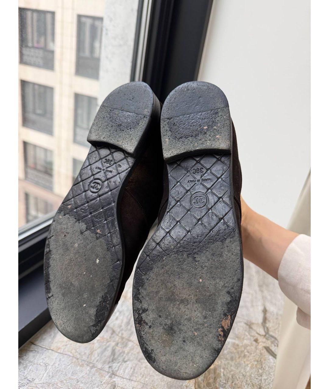 CHANEL Коричневые замшевые ботинки, фото 5