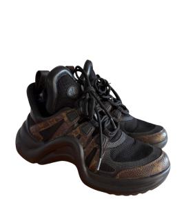 LOUIS VUITTON Кроссовки