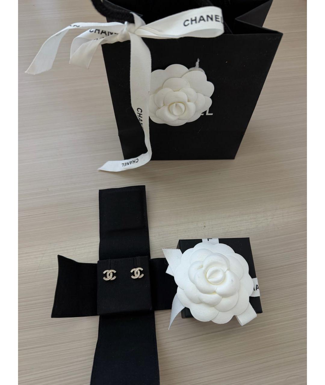 CHANEL Золотые металлические серьги, фото 2