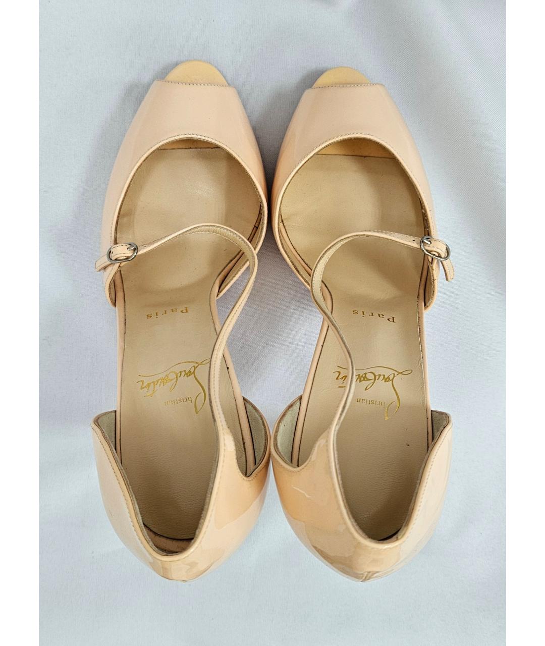 CHRISTIAN LOUBOUTIN Бежевые туфли из лакированной кожи, фото 3