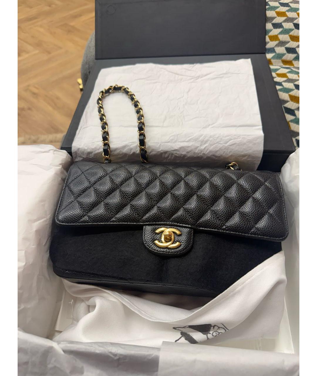 CHANEL Черная кожаная сумка с короткими ручками, фото 2