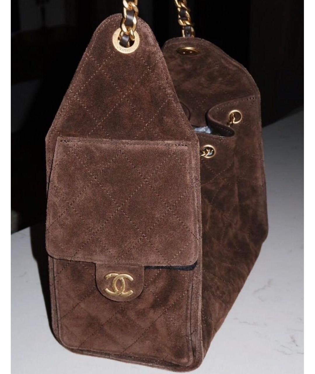 CHANEL Коричневая замшевая сумка через плечо, фото 2