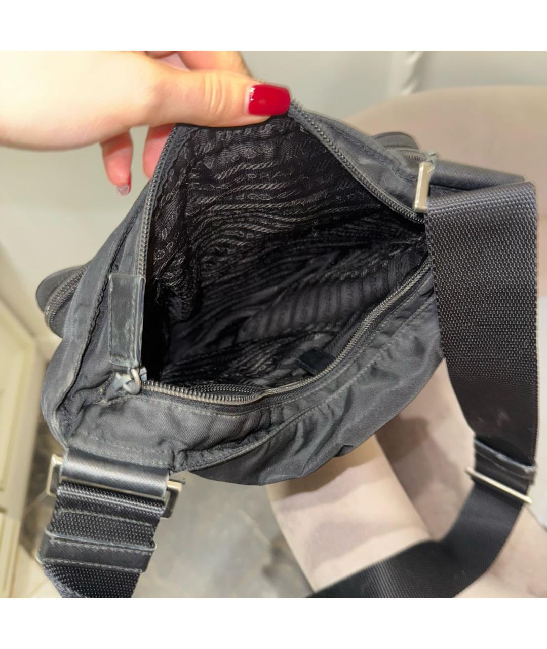 PRADA Черная поясная сумка, фото 5