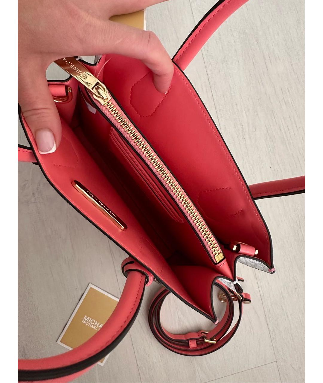 MICHAEL KORS Коралловая кожаная сумка с короткими ручками, фото 6