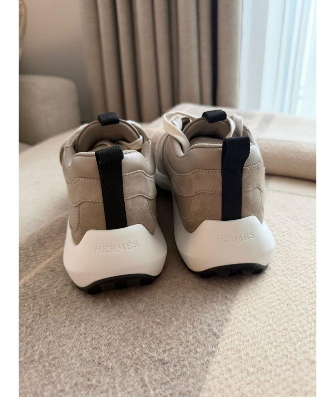 HERMES Бежевые замшевые кроссовки, фото 3