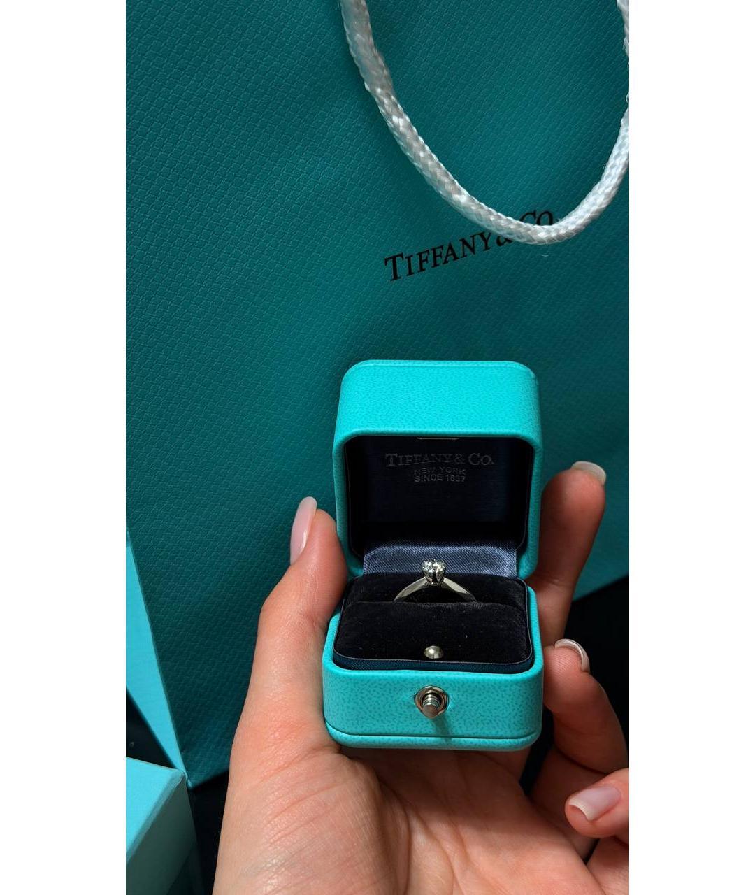 TIFFANY&CO Белое платиновое кольцо, фото 2