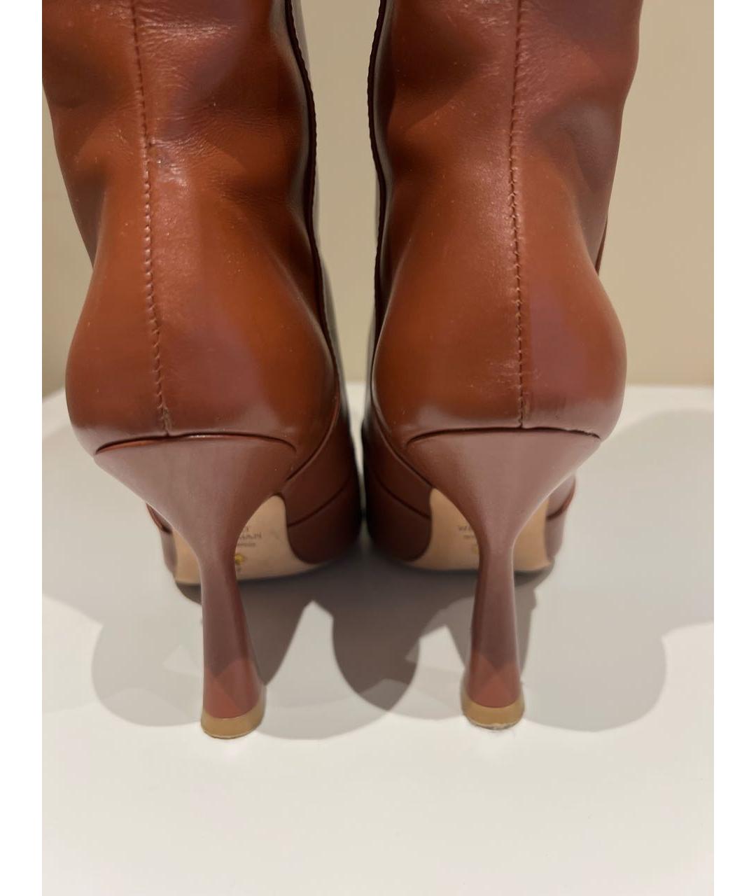 STUART WEITZMAN Коричневые кожаные сапоги, фото 4