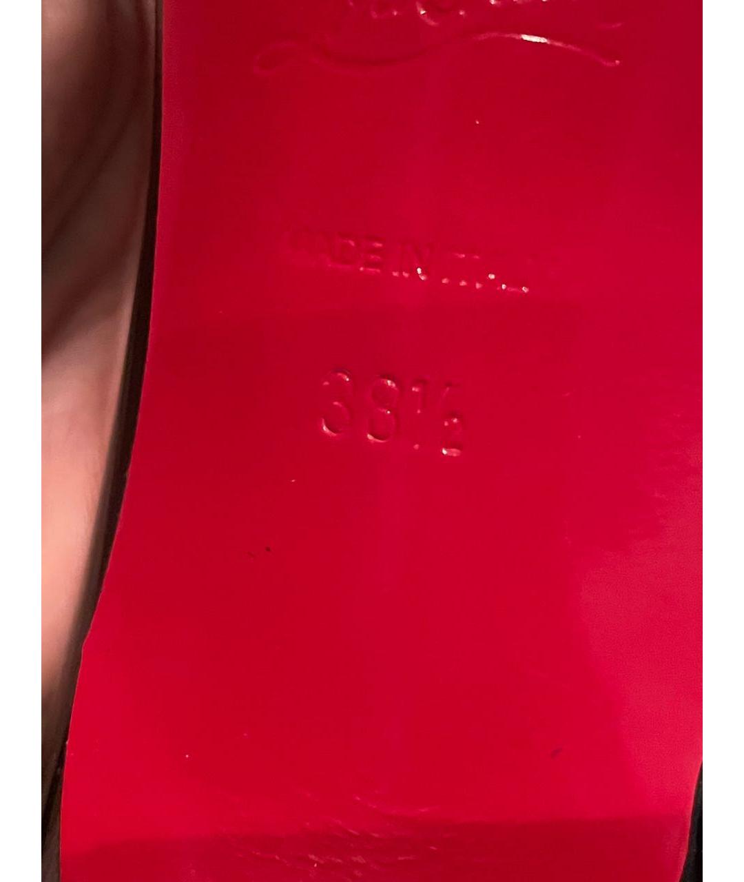 CHRISTIAN LOUBOUTIN Черные лодочки на низком каблуке из лакированной кожи, фото 7