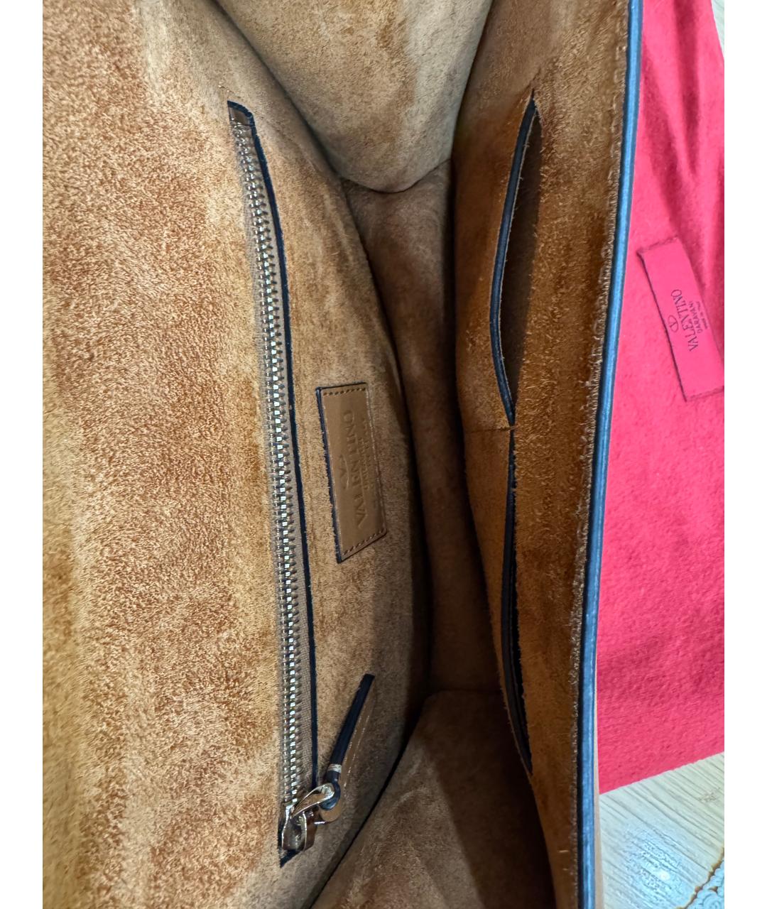 VALENTINO Коричневая кожаная сумка через плечо, фото 4