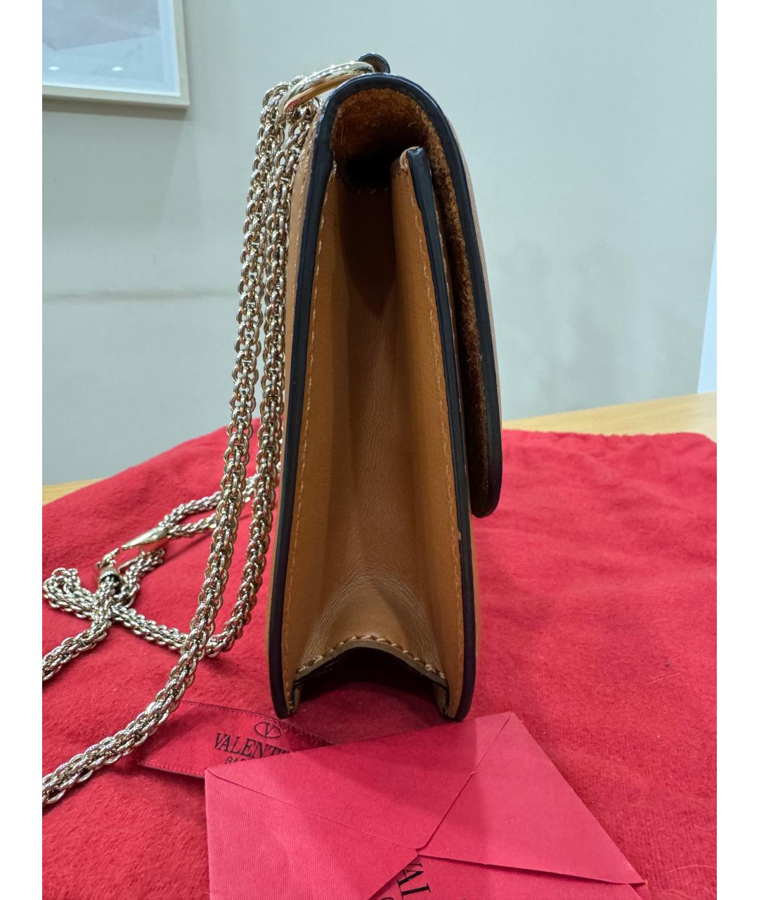 VALENTINO Коричневая кожаная сумка через плечо, фото 5