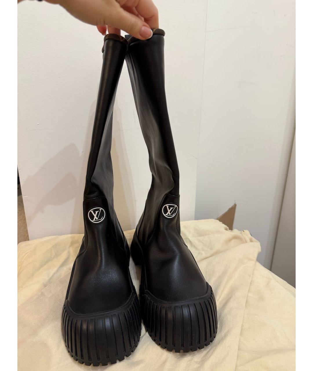 LOUIS VUITTON Черные кожаные сапоги, фото 2