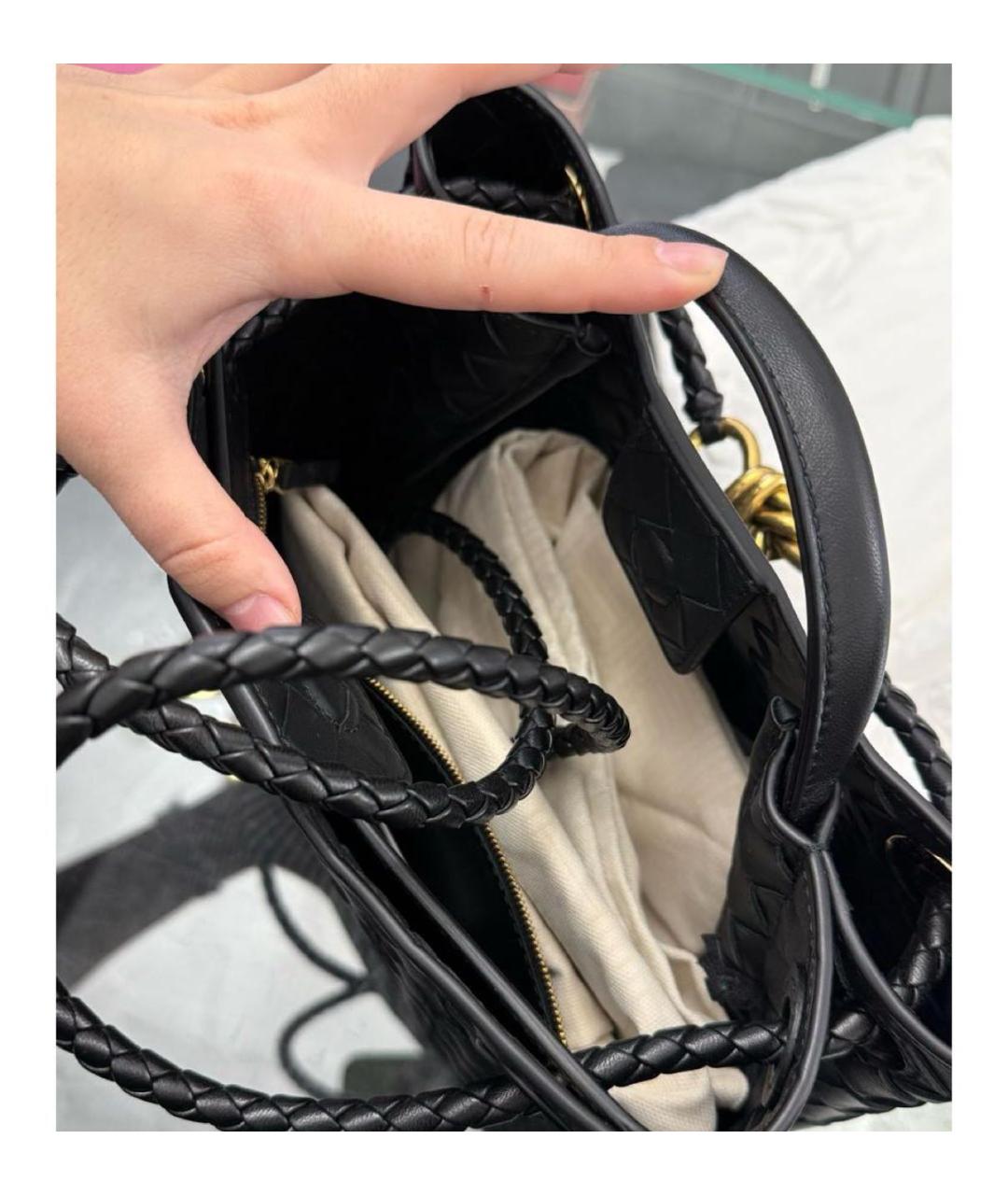 BOTTEGA VENETA Черная кожаная сумка с короткими ручками, фото 5