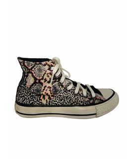 

Кроссовки CONVERSE