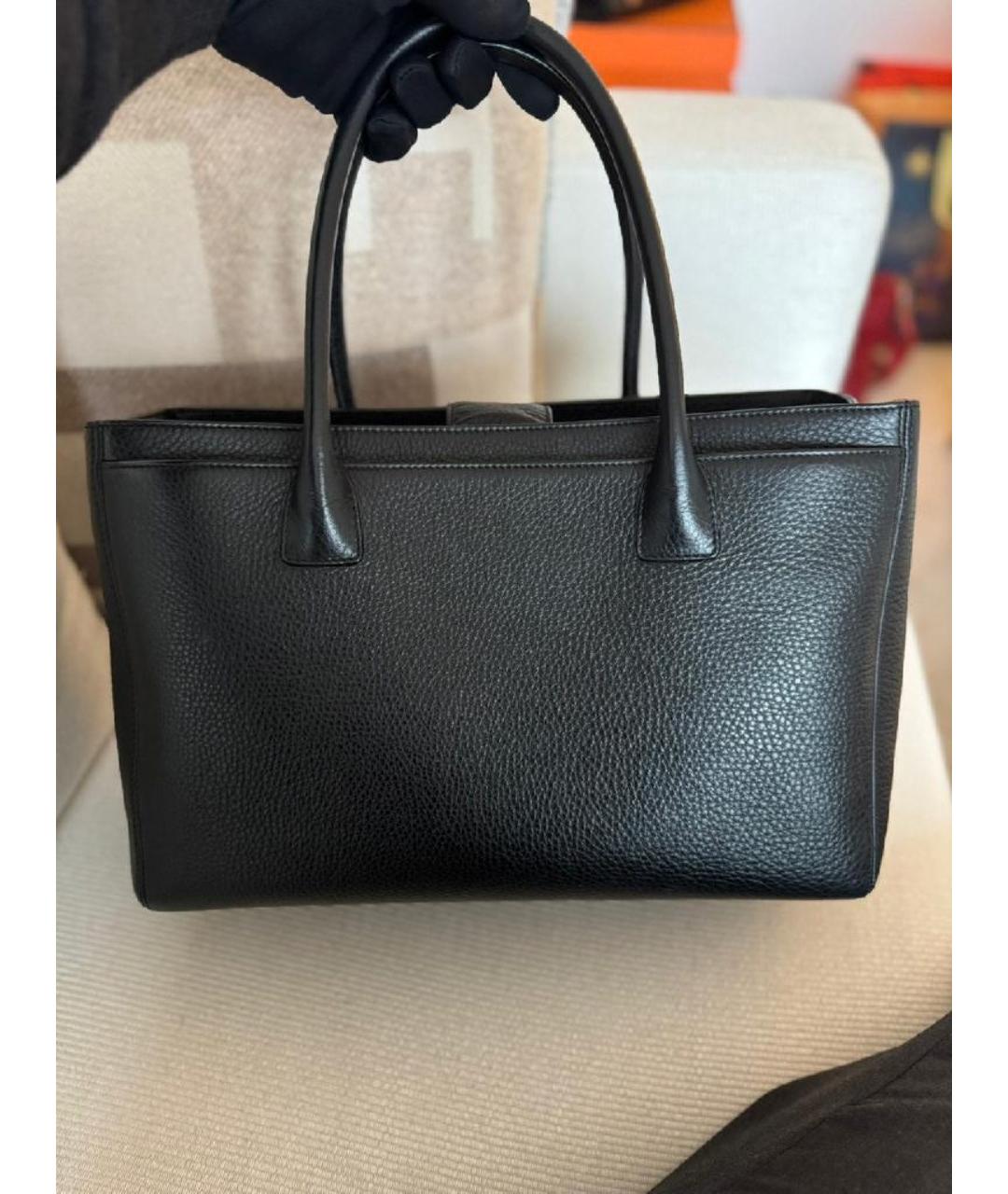 CHANEL Черная кожаная сумка тоут, фото 3