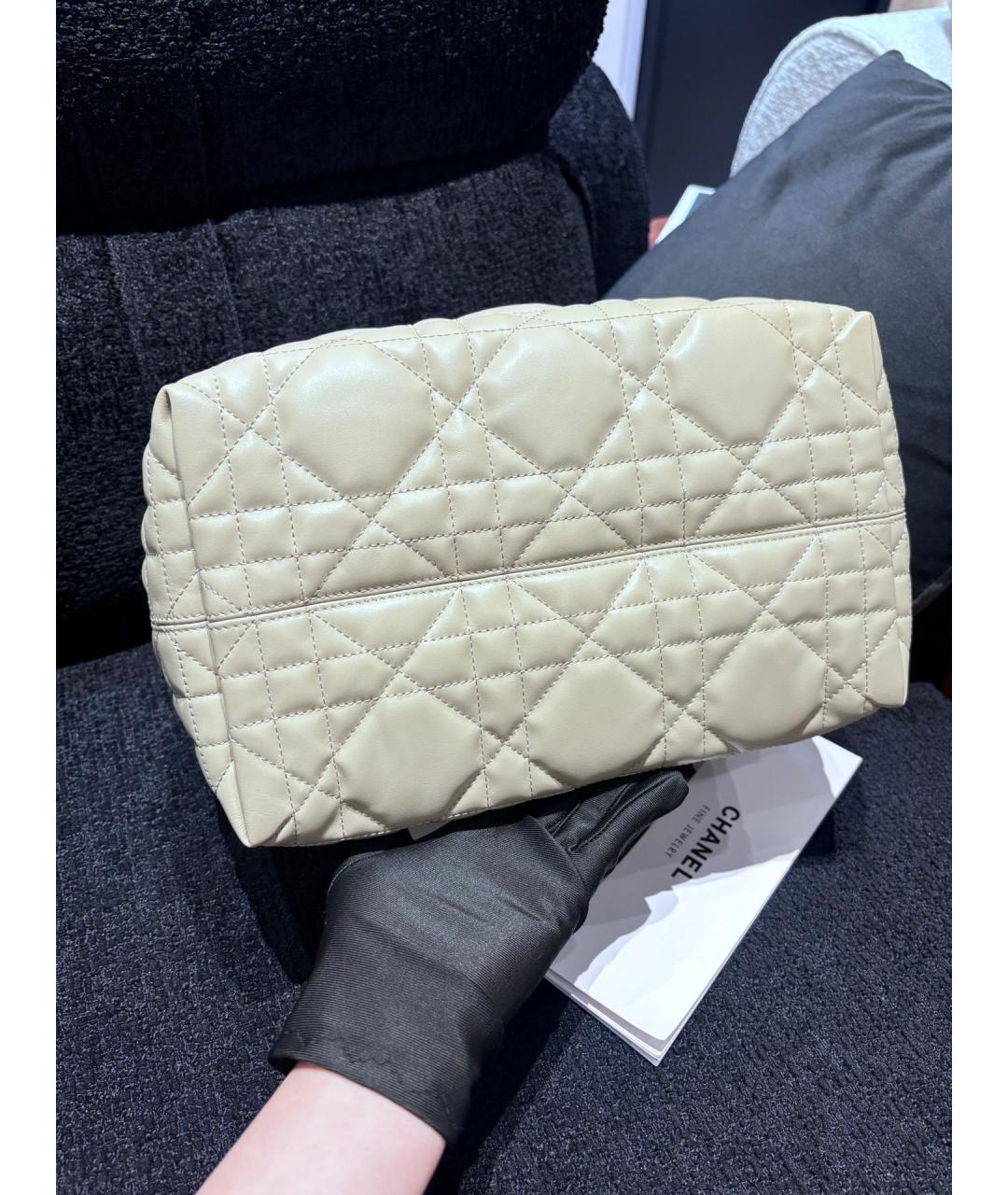 CHRISTIAN DIOR Бежевая кожаная сумка тоут, фото 7