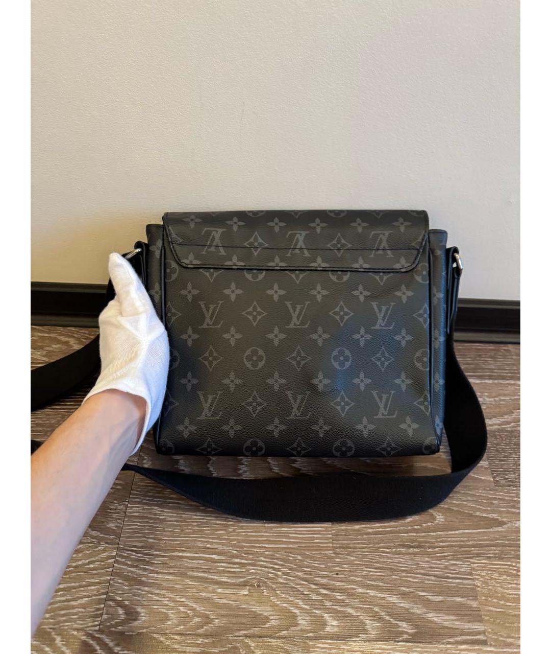 LOUIS VUITTON Черная сумка на плечо, фото 4