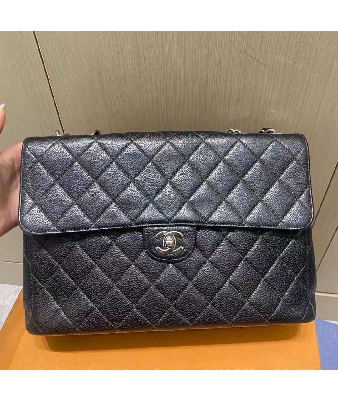 CHANEL Черная кожаная сумка через плечо, фото 2