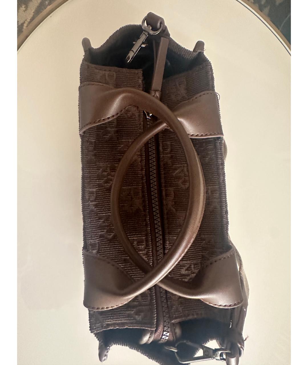 DKNY Коричневая тканевая сумка с короткими ручками, фото 3