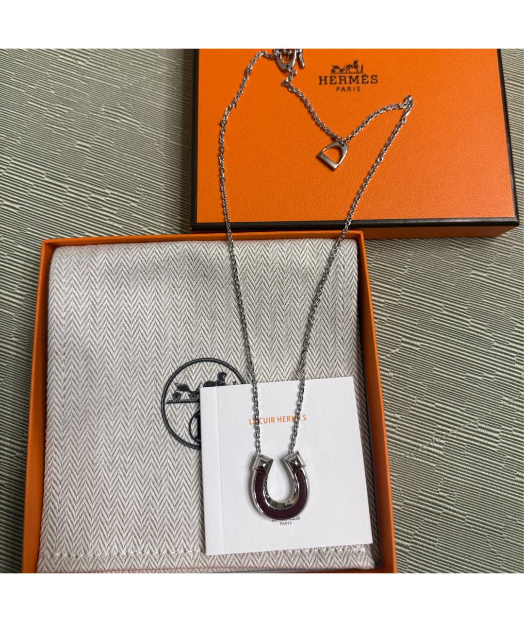 HERMES Красная металлическая подвеска, фото 5