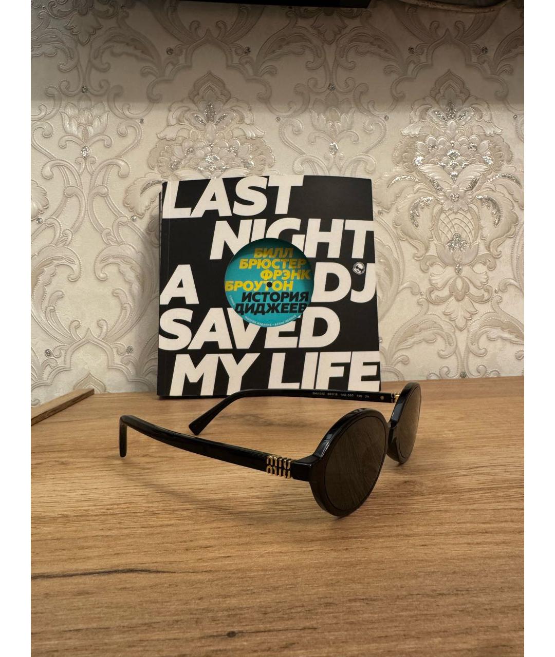 MIU MIU Черные пластиковые солнцезащитные очки, фото 2