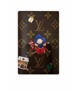 LOUIS VUITTON Обложка/футляр
