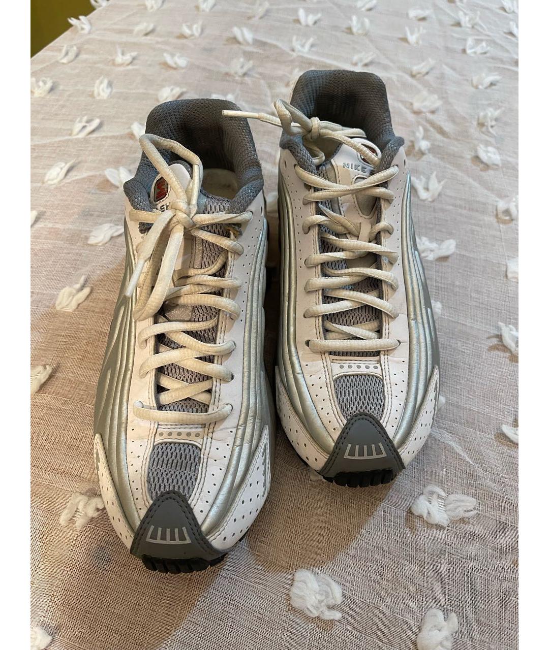 NIKE Белые кожаные кроссовки, фото 2