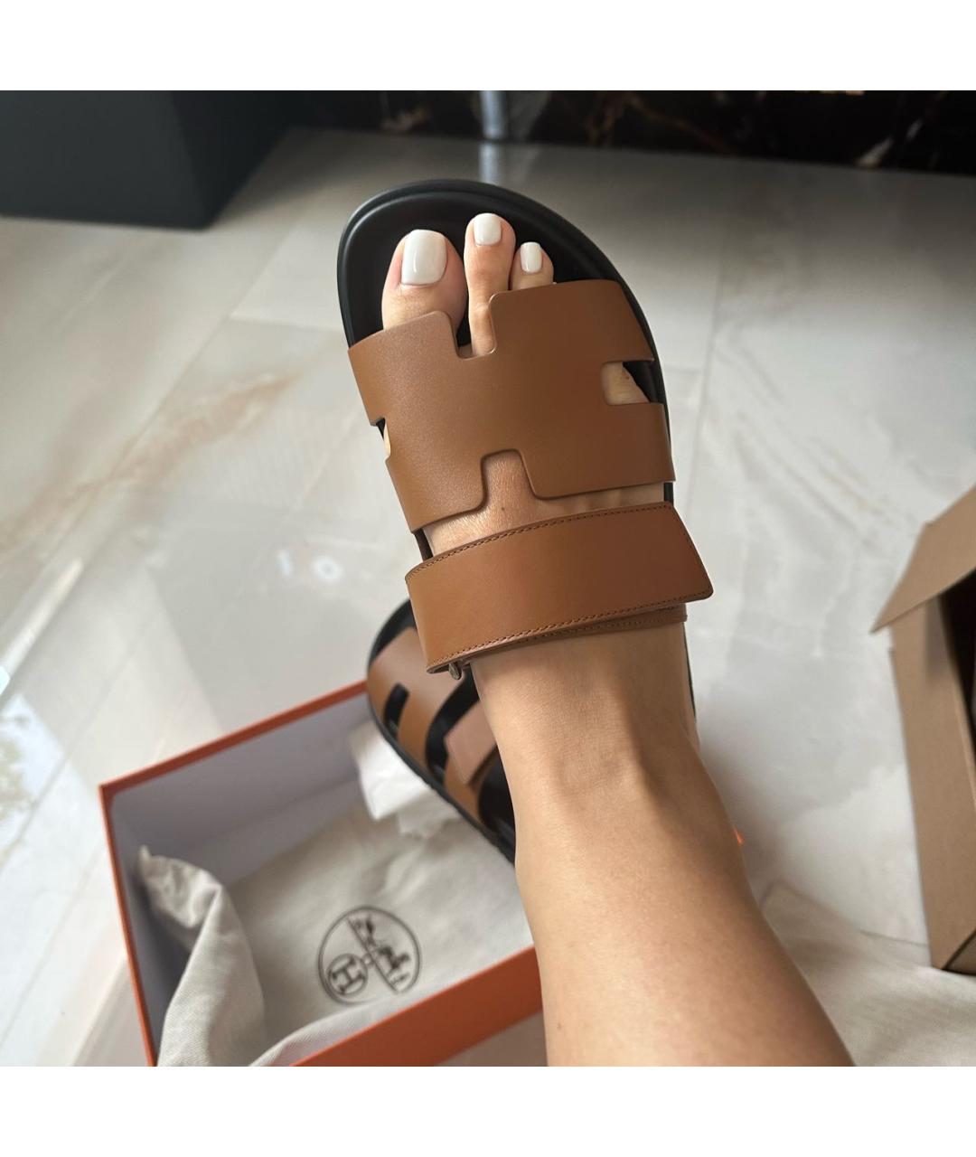 HERMES Коричневые кожаные шлепанцы, фото 6