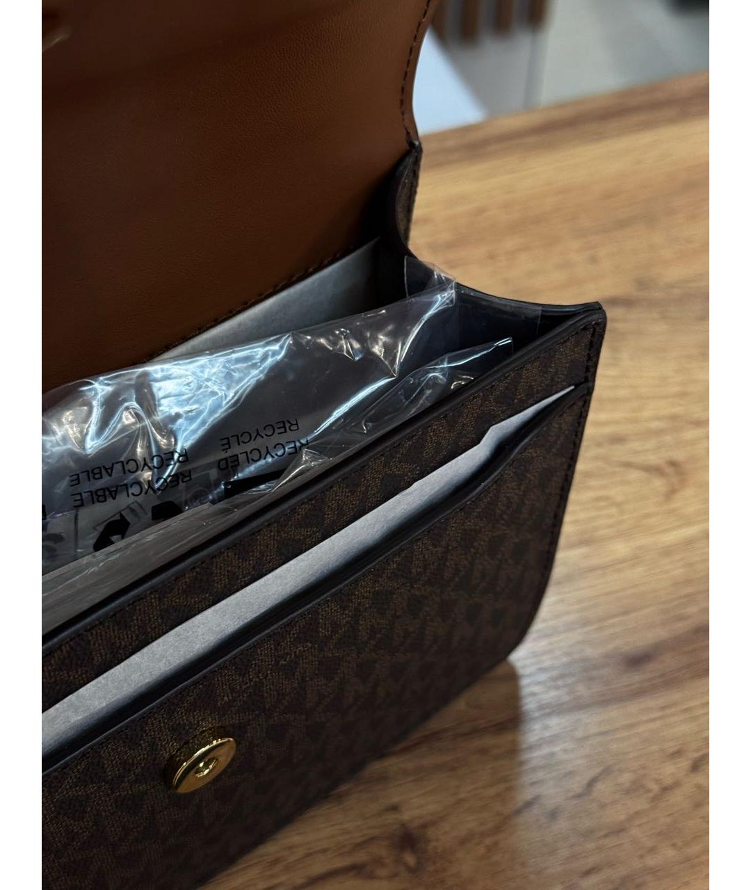 MICHAEL KORS Коричневая сумка через плечо из искусственной кожи, фото 4