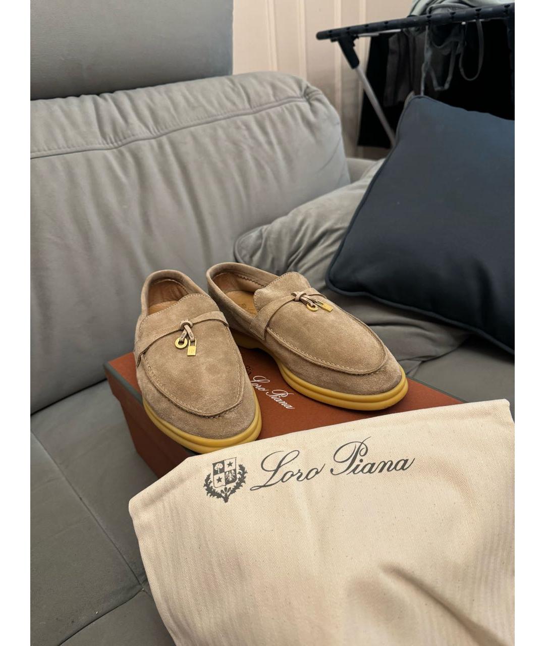 LORO PIANA Бежевые замшевые лоферы, фото 4