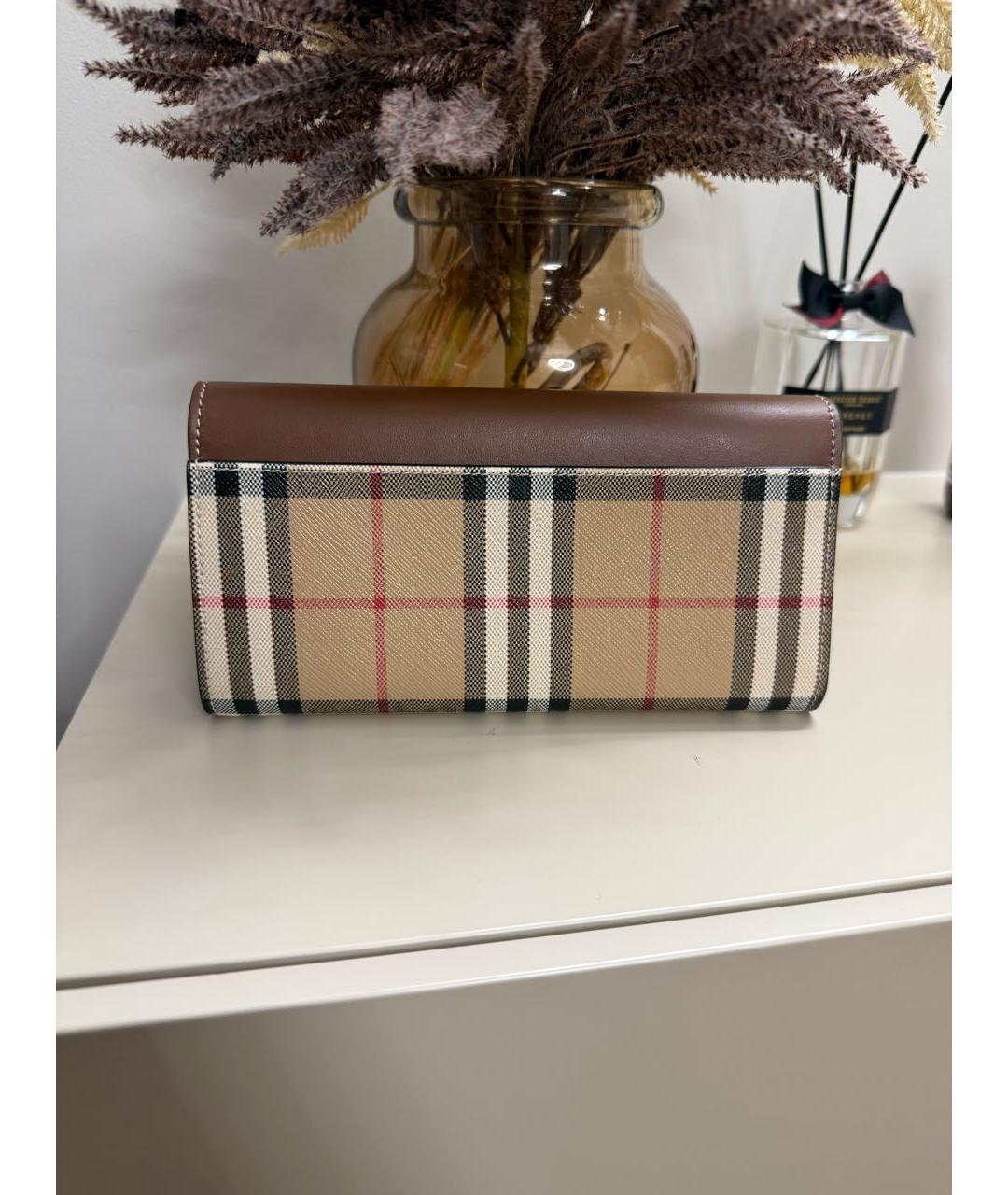 BURBERRY Коричневый кожаный кошелек, фото 3