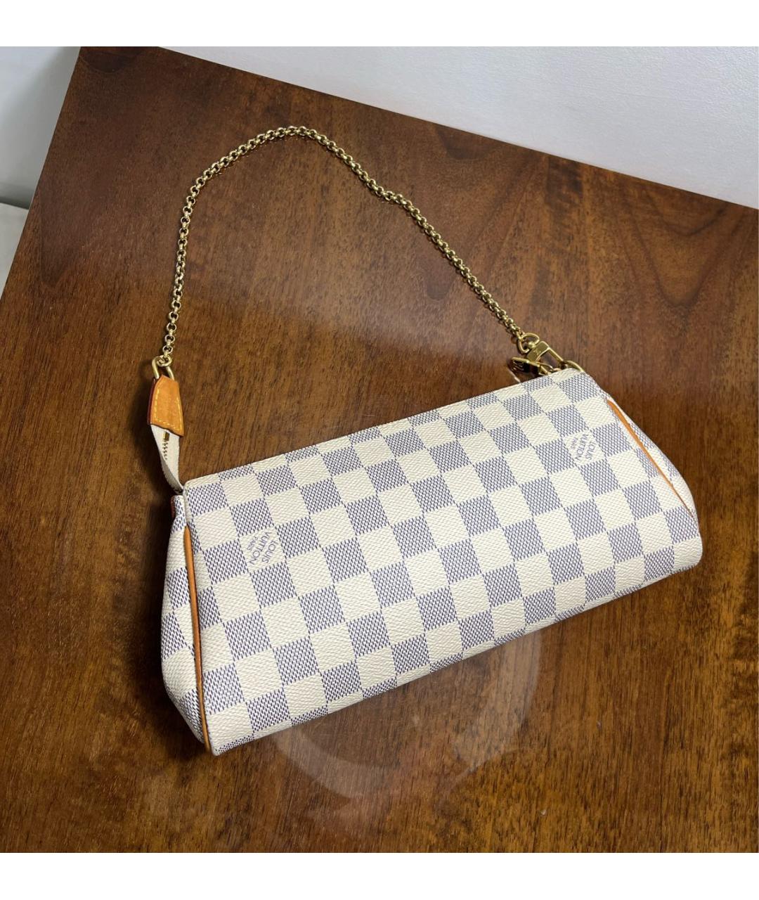 LOUIS VUITTON Бежевая кожаная сумка с короткими ручками, фото 3