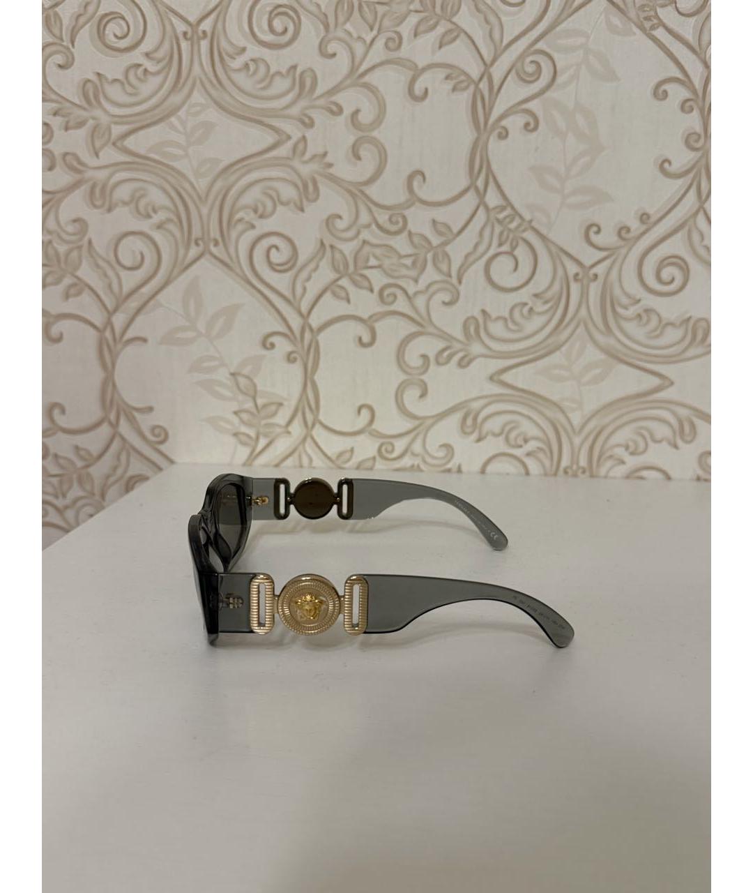 VERSACE Серебряные пластиковые солнцезащитные очки, фото 3