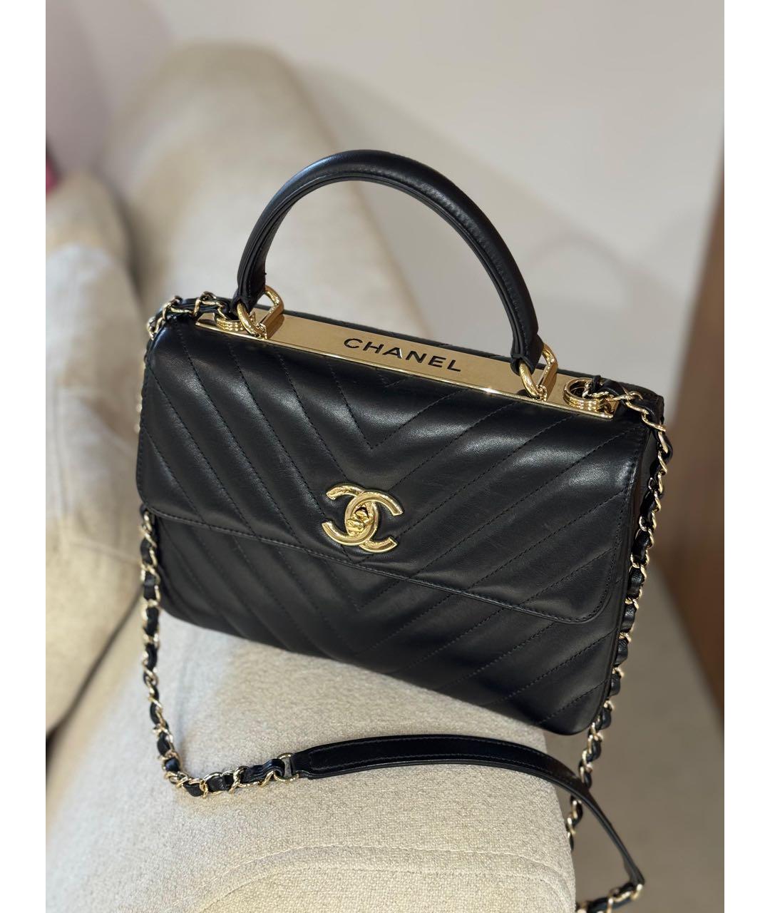 CHANEL Черная кожаная сумка через плечо, фото 2
