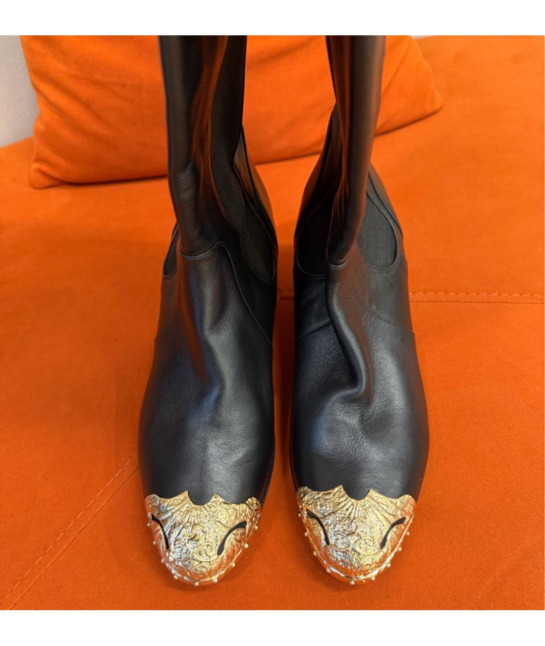 CHANEL Черные кожаные сапоги, фото 4