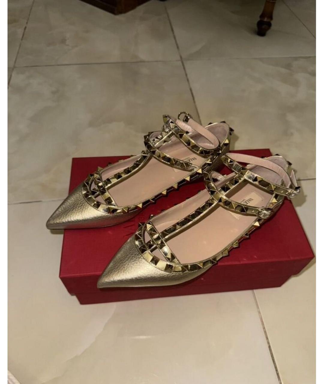 VALENTINO Золотые кожаные балетки, фото 2