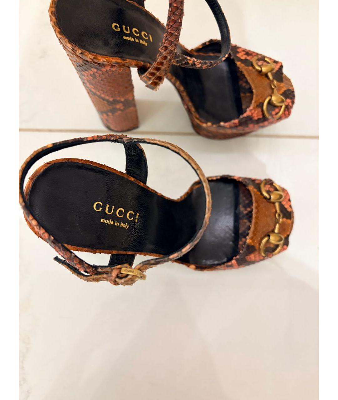 GUCCI Коричневые босоножки из экзотической кожи, фото 3