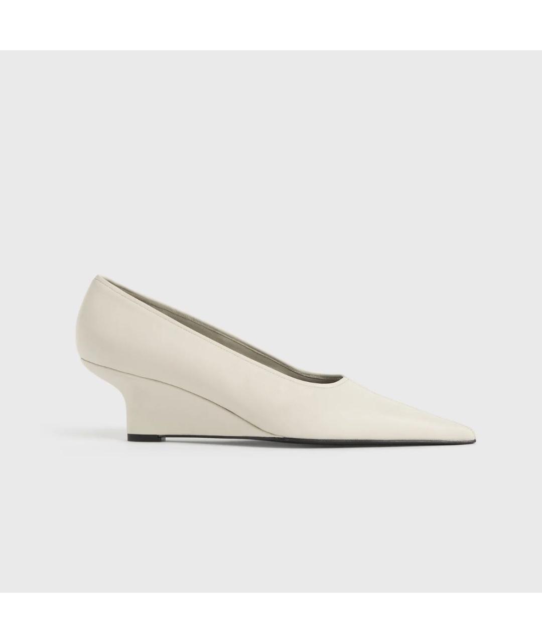 TOTEME Бежевые кожаные лодочки на низком каблуке, фото 5