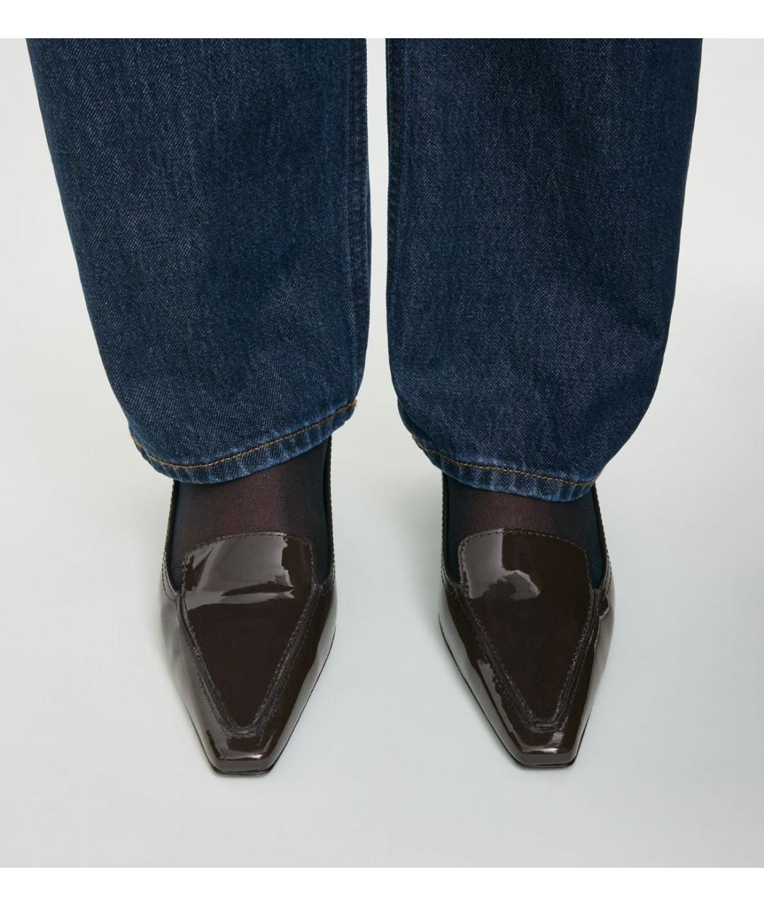 TOTEME Коричневые кожаные лодочки на низком каблуке, фото 2