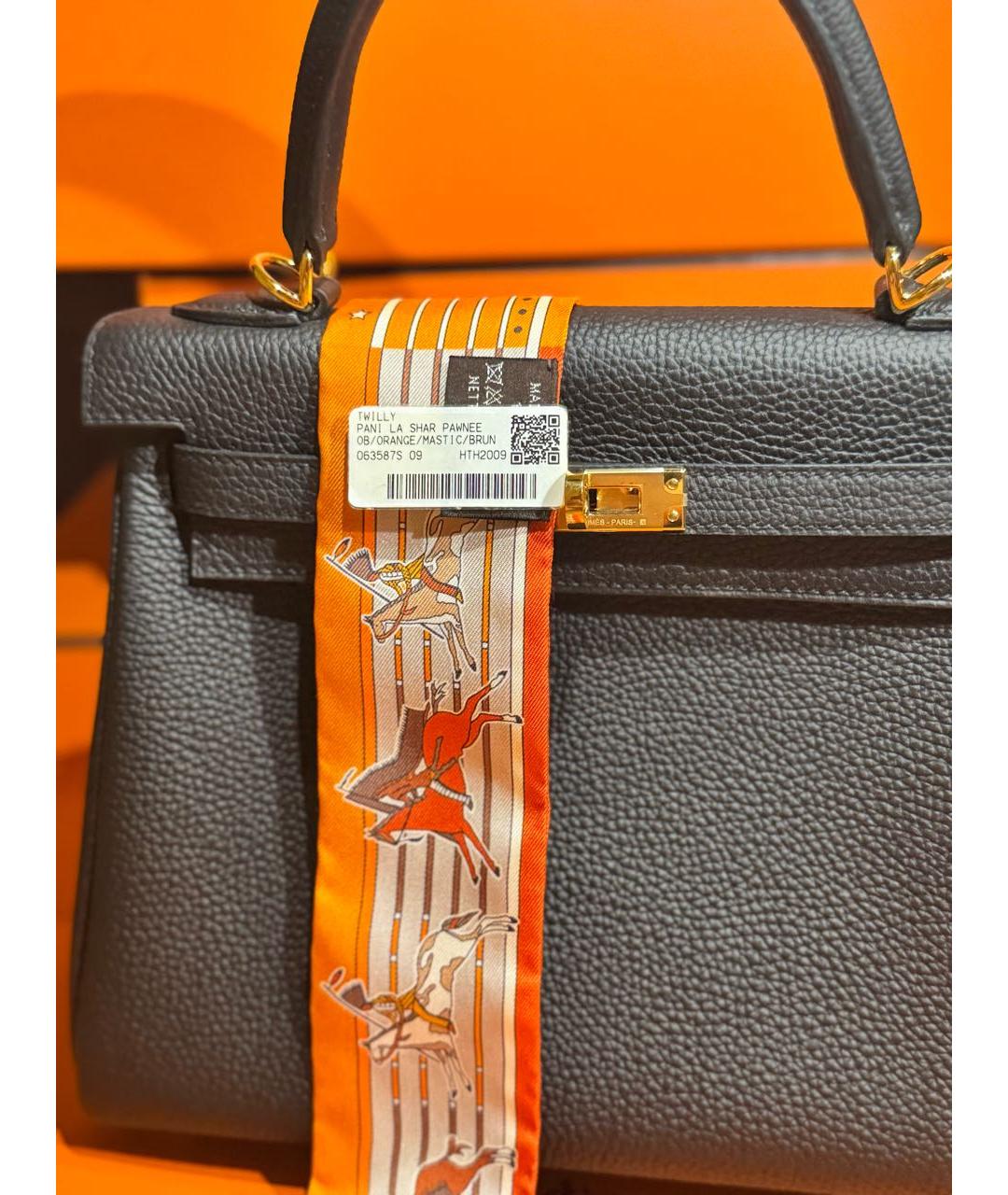 HERMES Оранжевый шелковый платок, фото 5