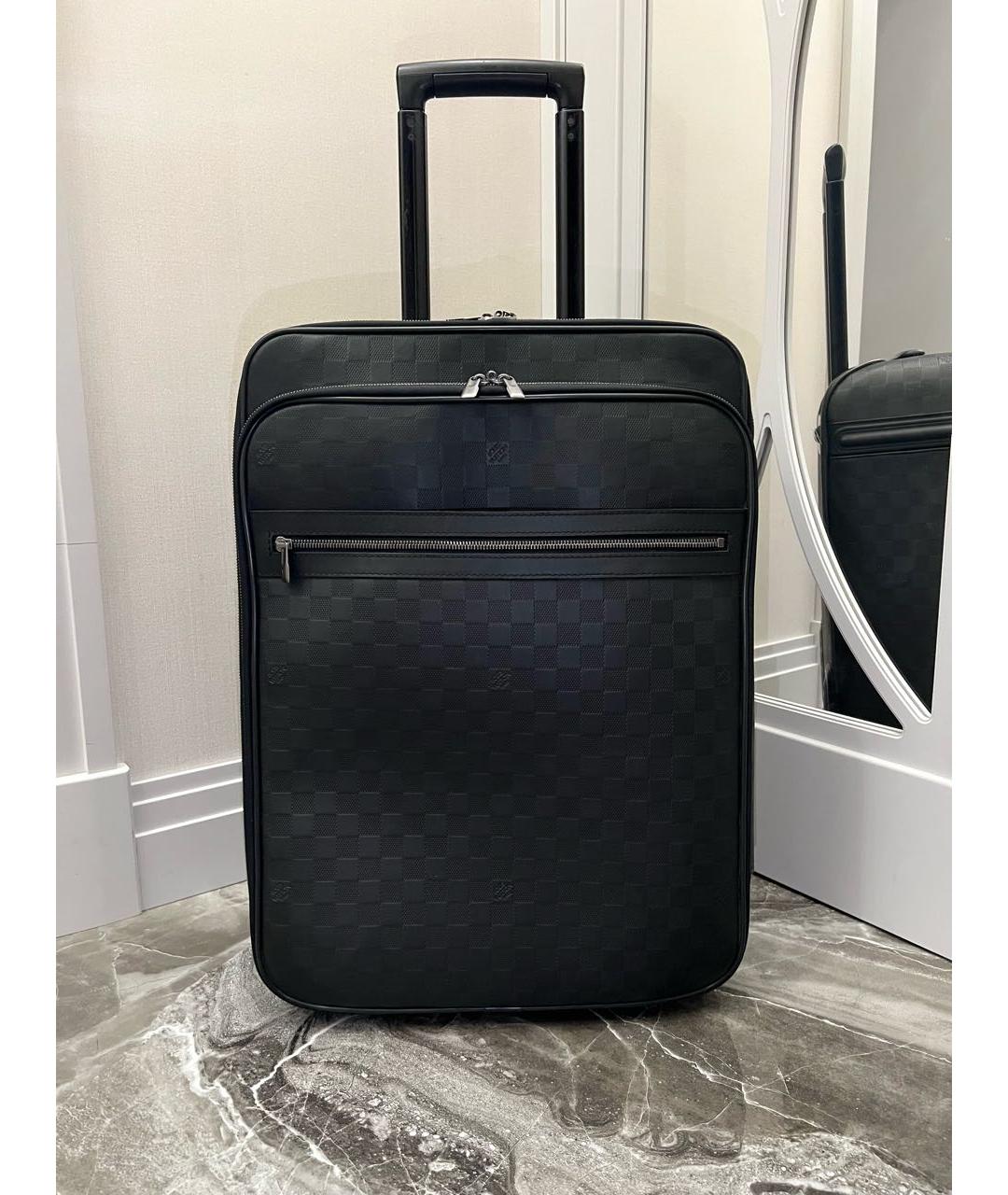 LOUIS VUITTON Черный чемодан, фото 9