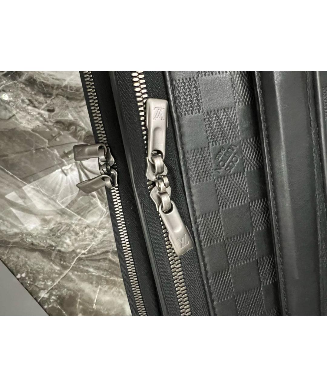 LOUIS VUITTON Черный чемодан, фото 5